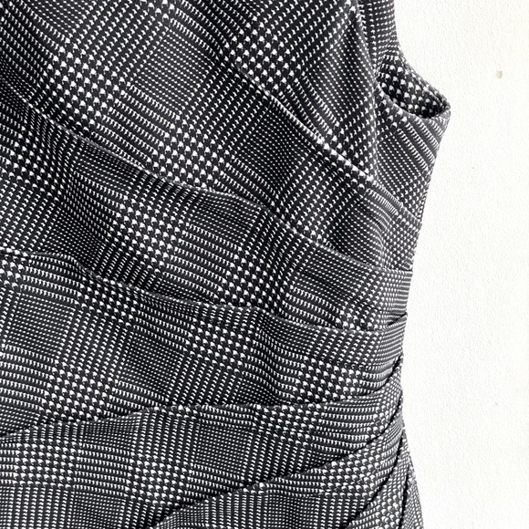 Plaid pattern sleeveless Calvin Klein mid-length dress - Picture 5 of 5